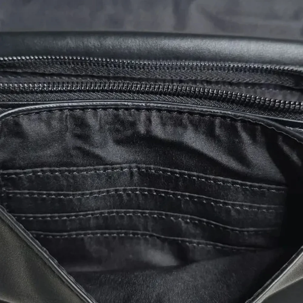 Women’s Giani Bernini Black Nappa Flap Crossbody Purse Bag